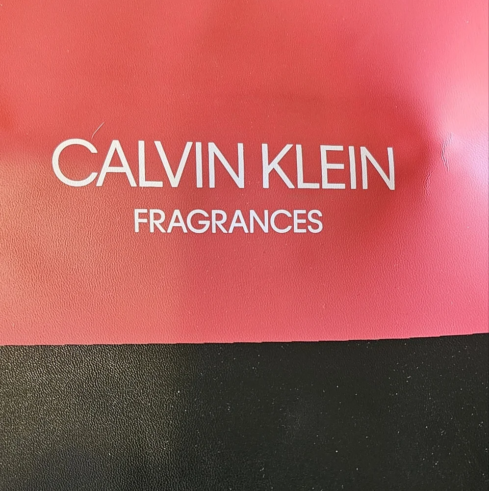 Calvin Klein Tote & Clutch Purse Black / Red Imitation Leather Vinyl.NWT. - Picture 6 of 7
